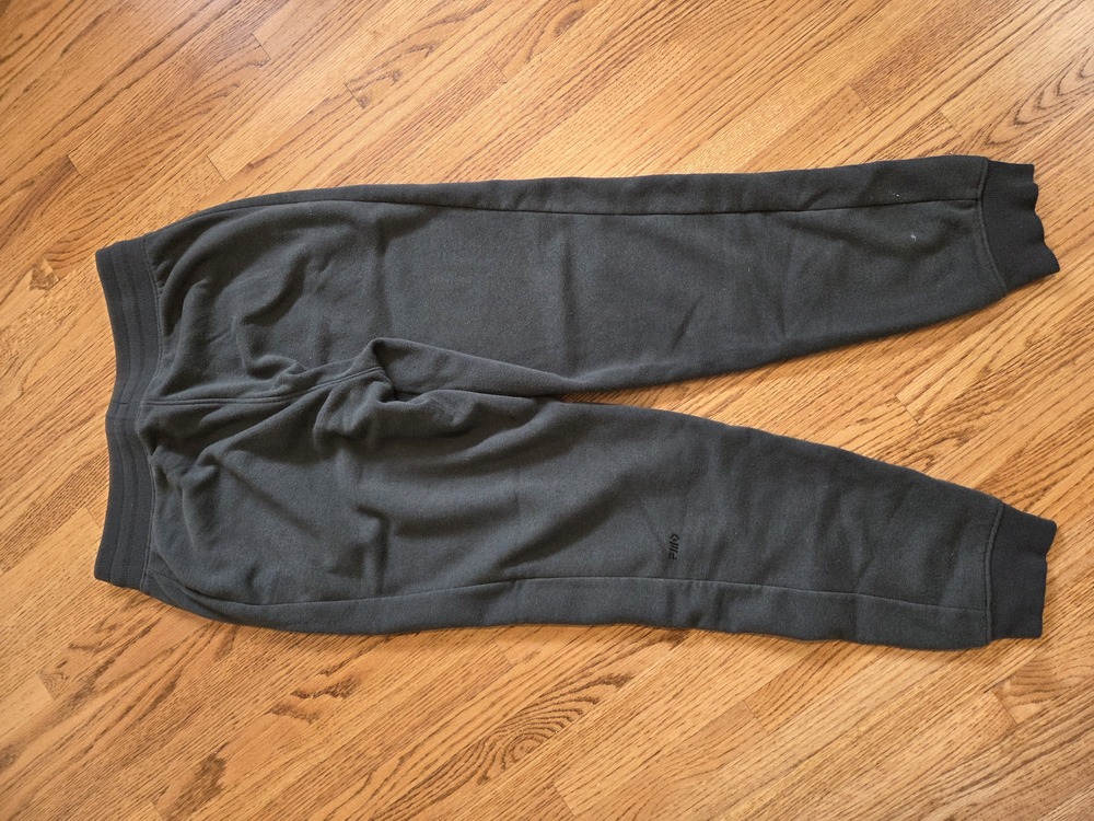 M Sweatpants - Picture 2 of 5
